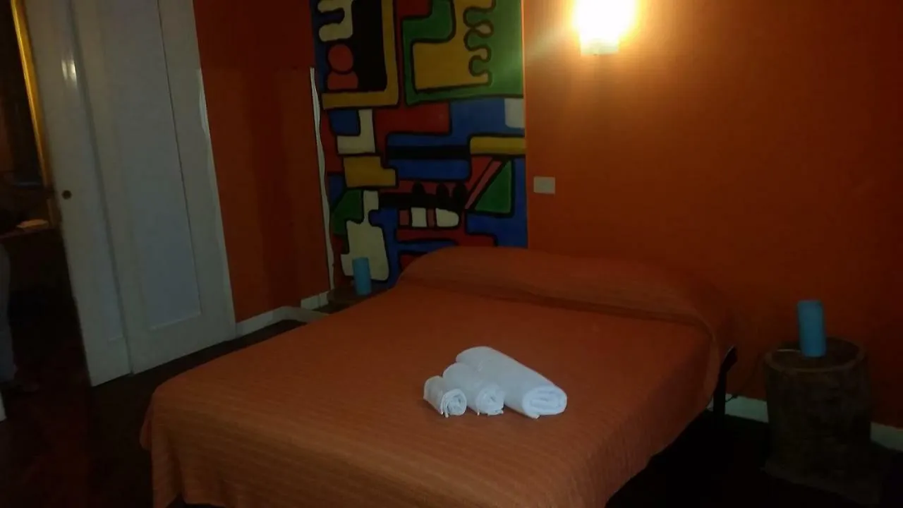 B&B A Due Passi Da... Palermo 2*,